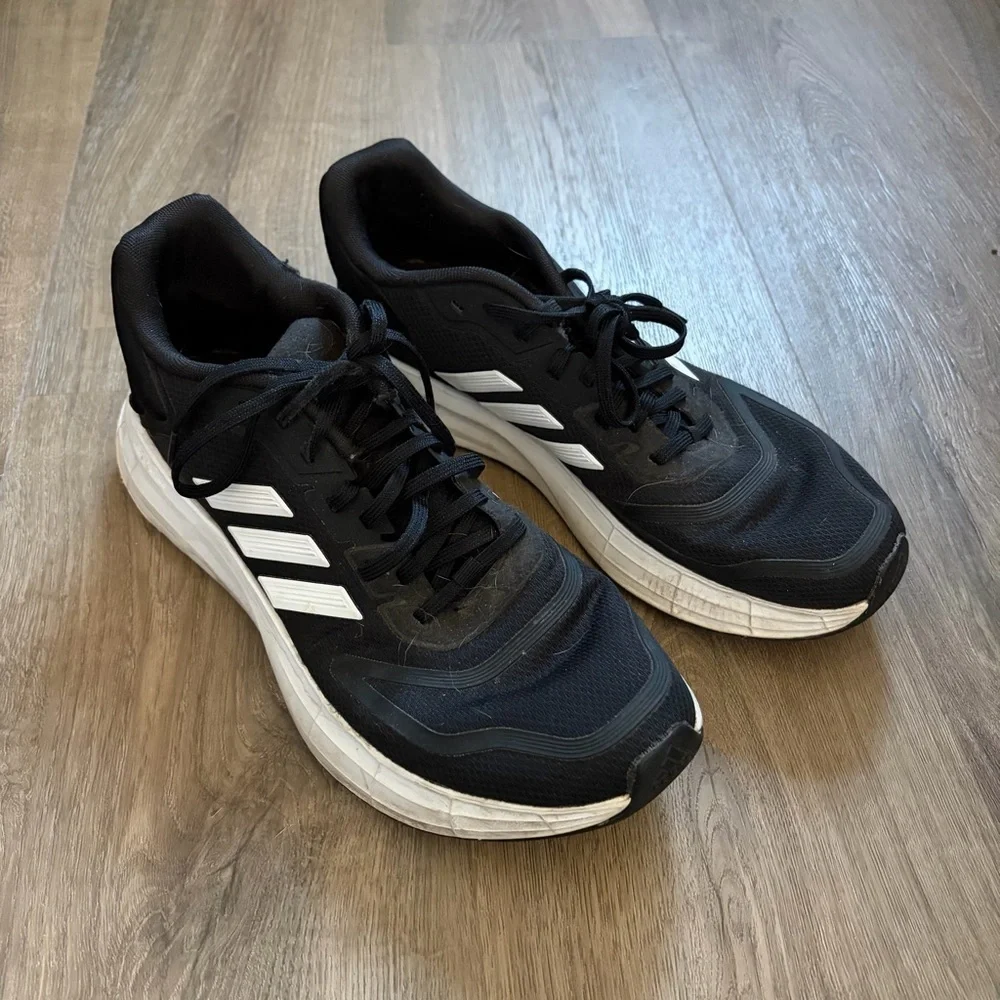 adidas sleek sneakers